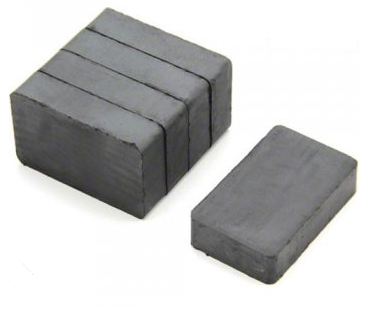 Ferrite PM generator magnet